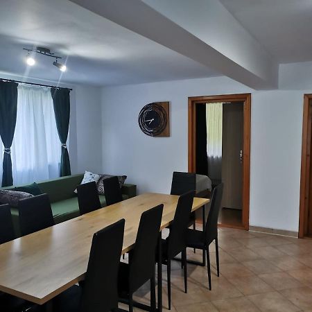 Casa Noastra Hotel Orsova Bagian luar foto