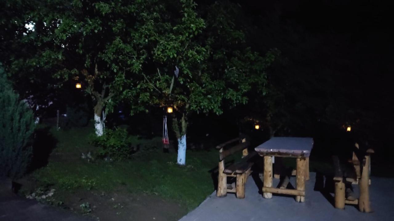 Casa Noastra Hotel Orsova Bagian luar foto