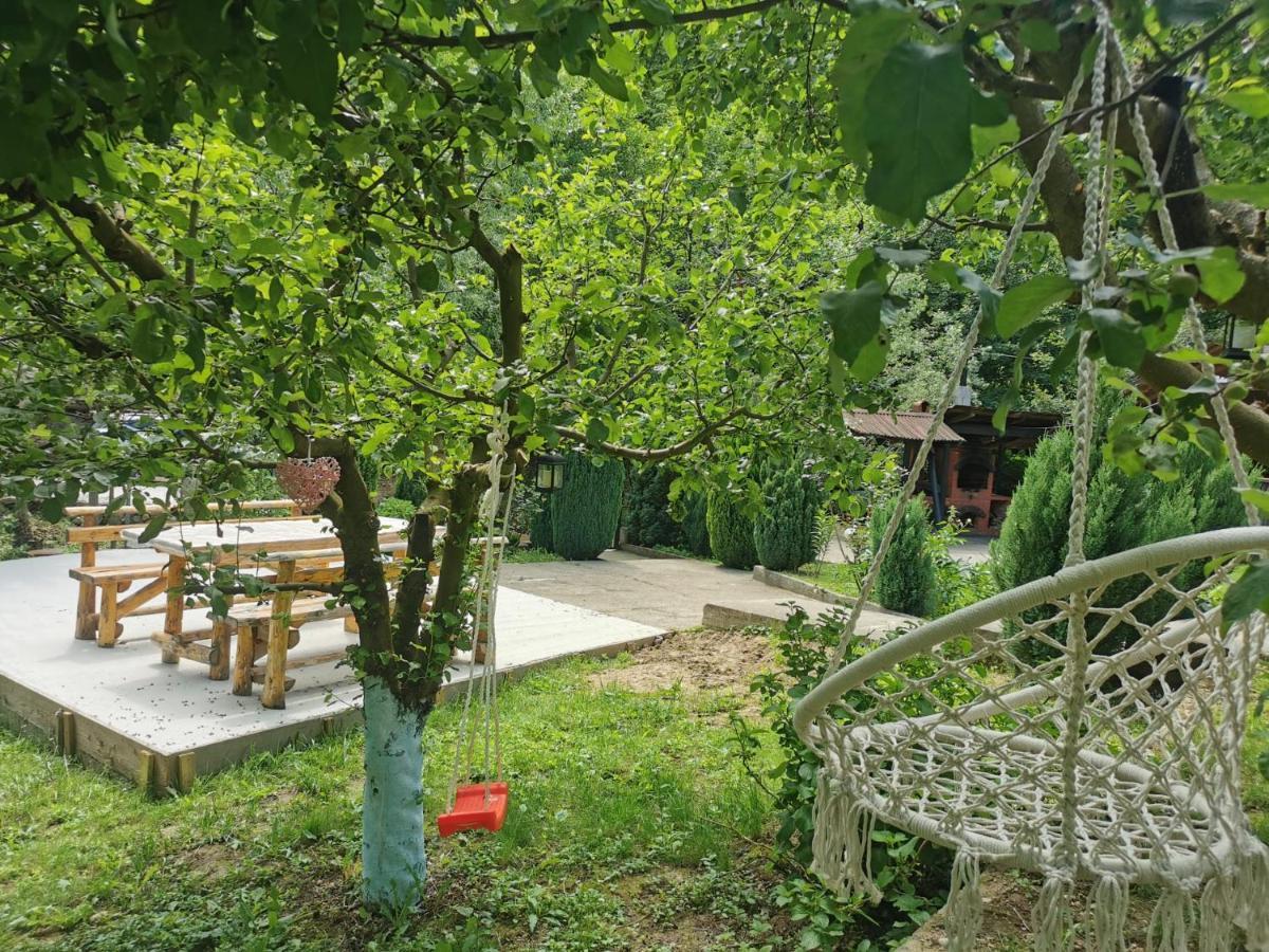 Casa Noastra Hotel Orsova Bagian luar foto