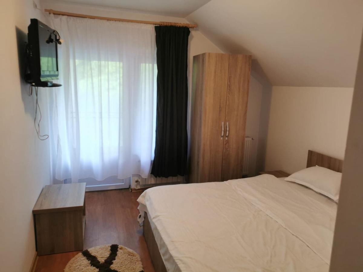 Casa Noastra Hotel Orsova Ruang foto