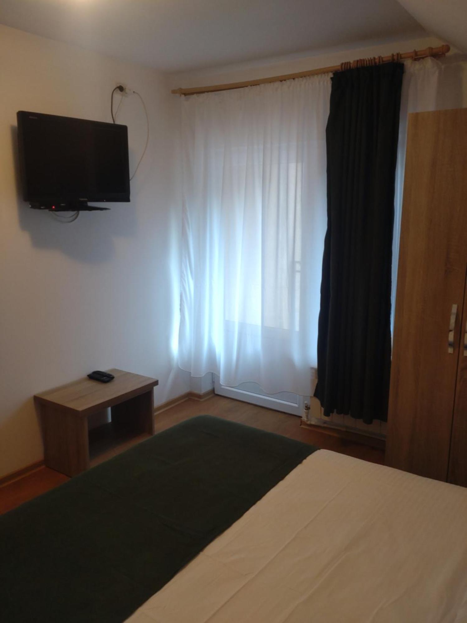 Casa Noastra Hotel Orsova Ruang foto